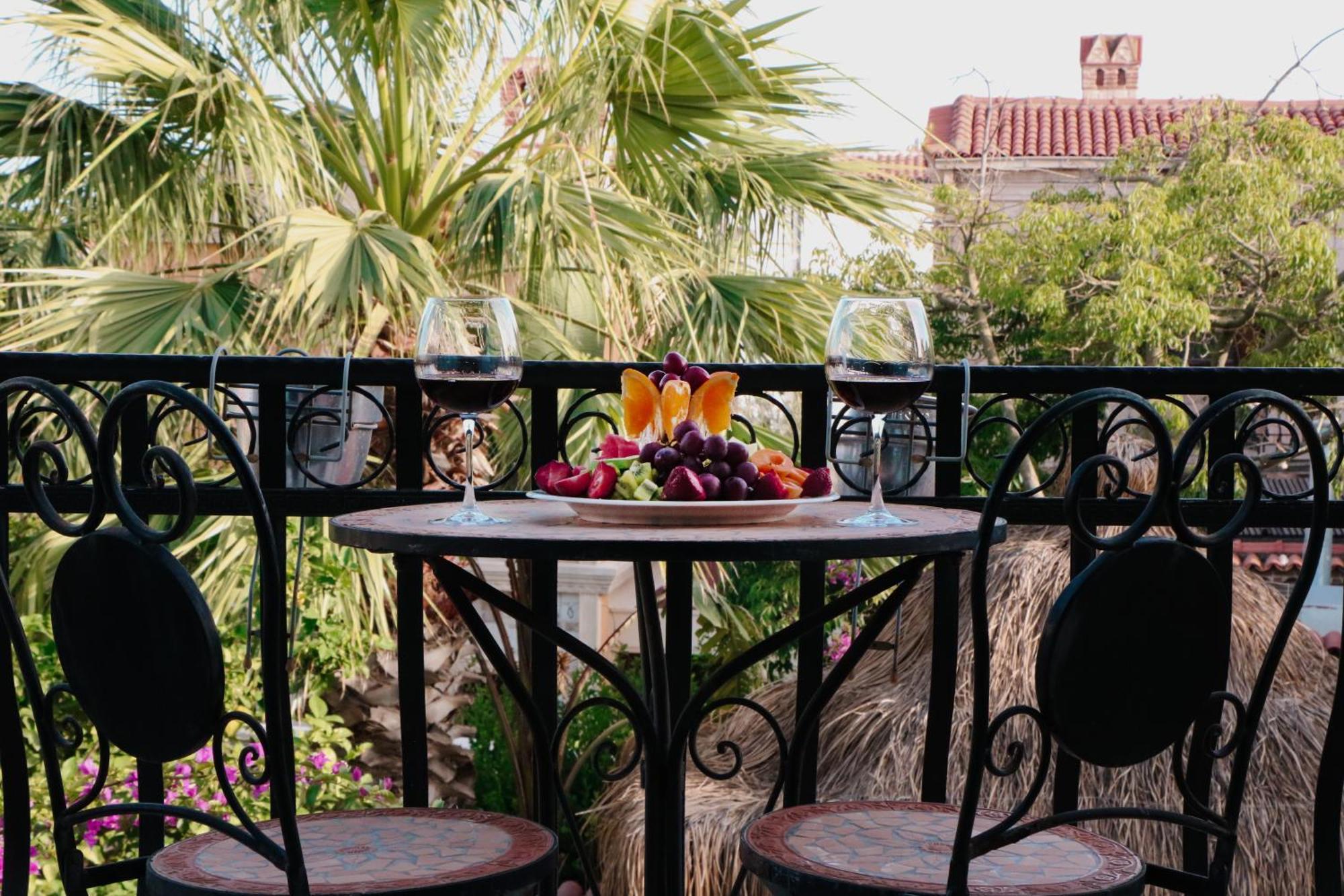 Cocopalm Boutique Hotel Alacati Exterior photo